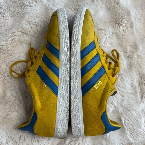 Adidas Gazelle Golden Yellow Sneakers with Blue Stripes Men 9 Women ~11 - Picture 3 of 13